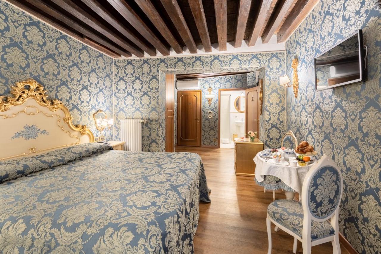 Residenza La Loggia Bed and Breakfast Venecia Exterior foto