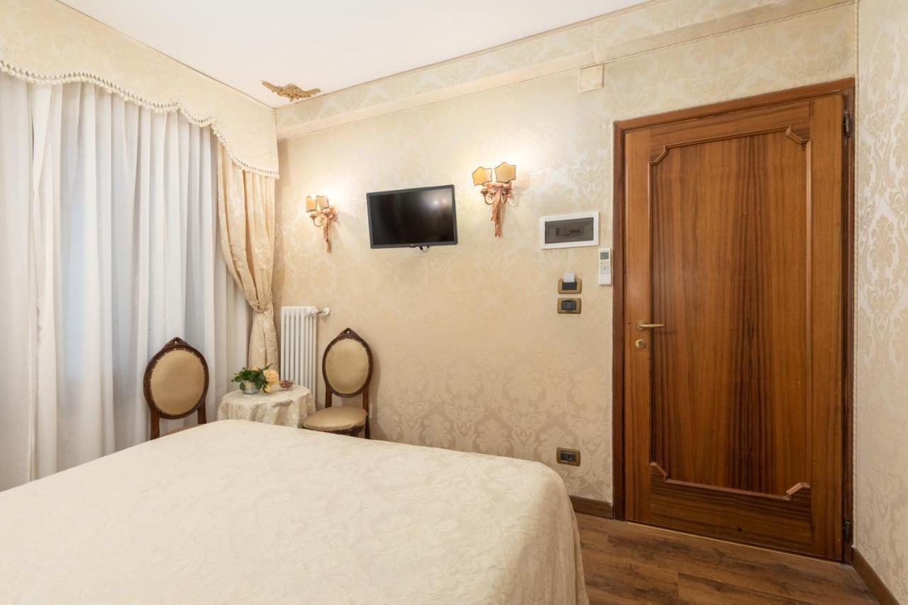 Residenza La Loggia Bed and Breakfast Venecia Exterior foto