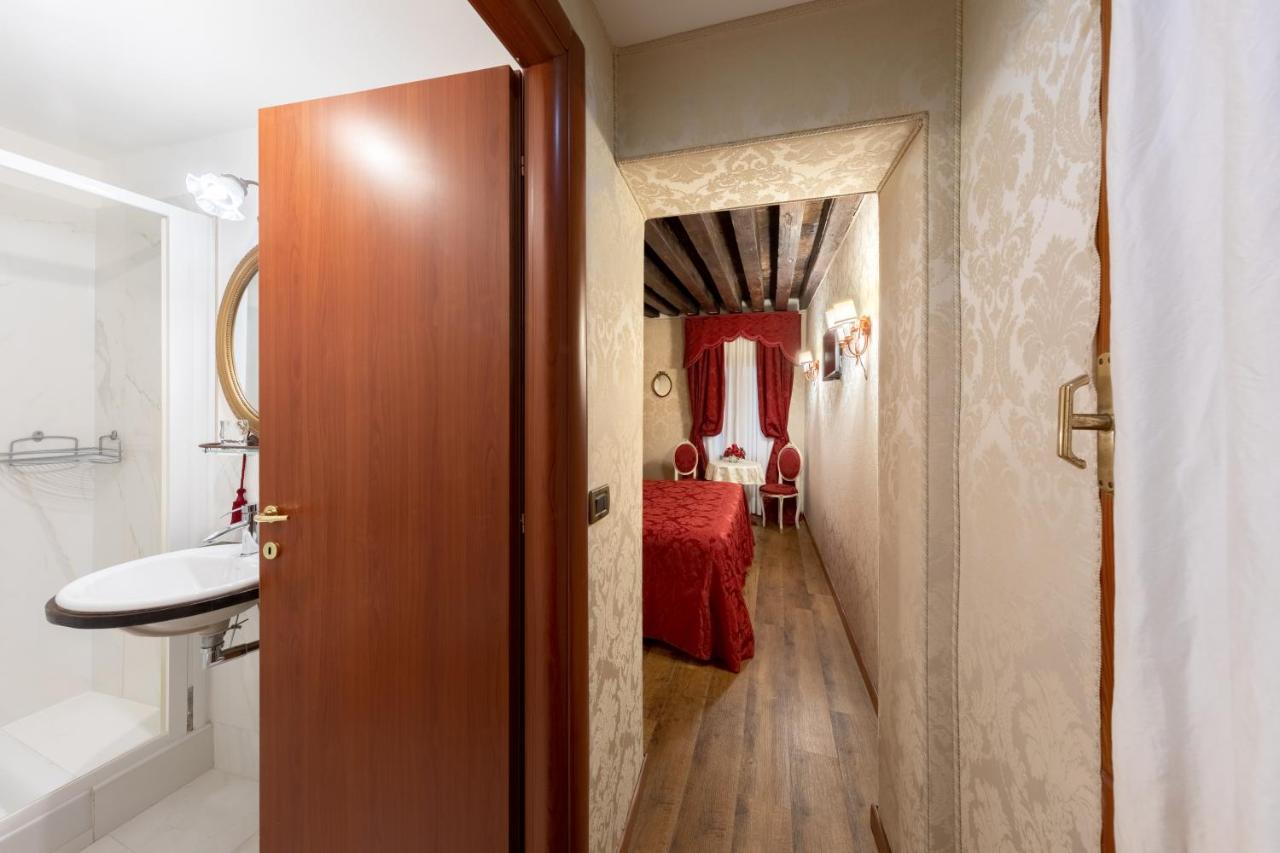 Residenza La Loggia Bed and Breakfast Venecia Exterior foto