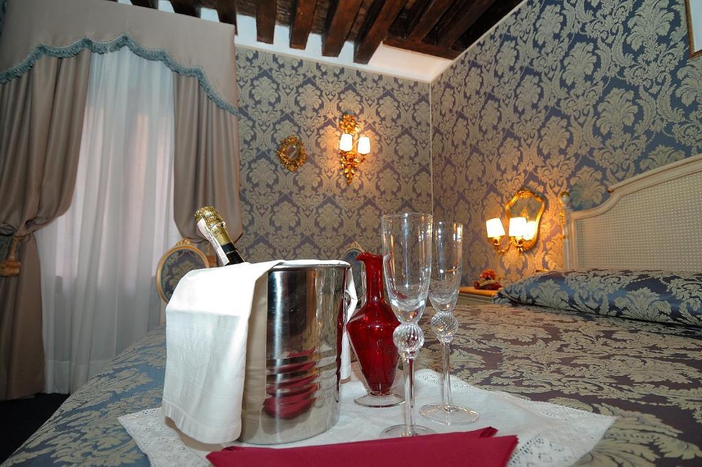 Residenza La Loggia Bed and Breakfast Venecia Exterior foto